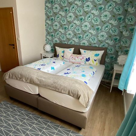 Wimbach Hotel Garni Zum Adenauer Forst מראה חיצוני תמונה