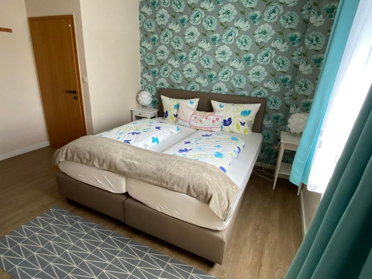 Wimbach Hotel Garni Zum Adenauer Forst מראה חיצוני תמונה