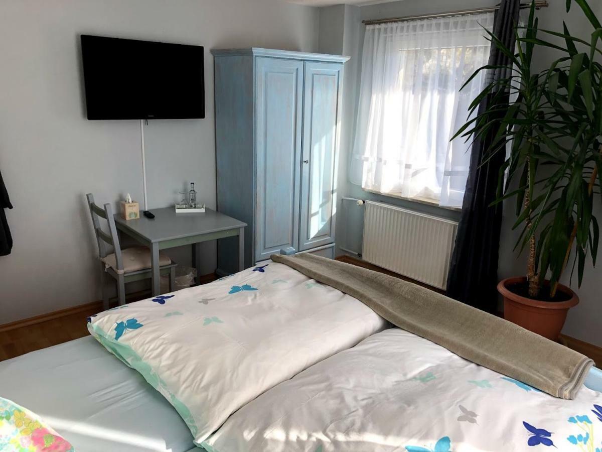Wimbach Hotel Garni Zum Adenauer Forst מראה חיצוני תמונה
