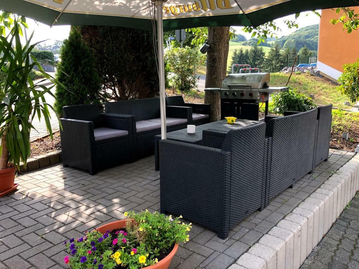 Wimbach Hotel Garni Zum Adenauer Forst מראה חיצוני תמונה