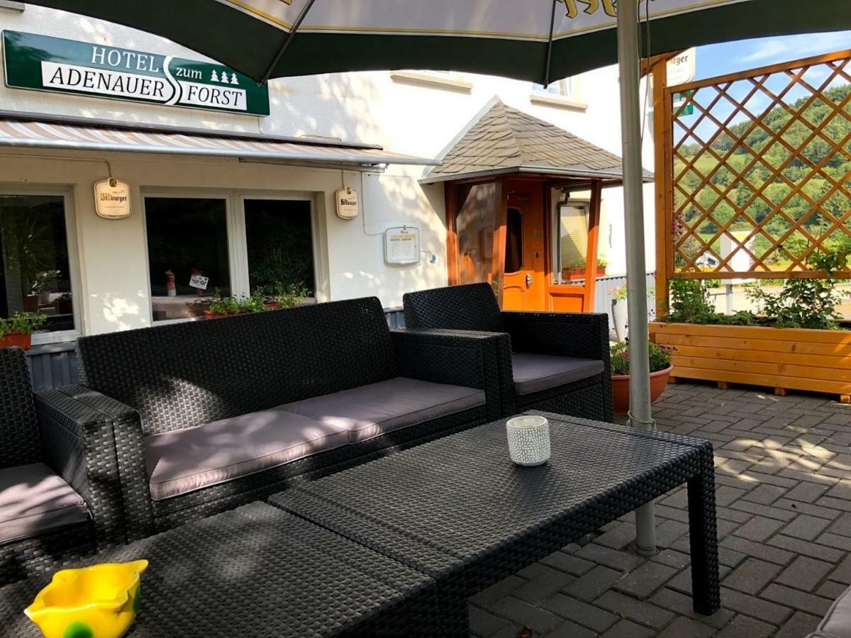 Wimbach Hotel Garni Zum Adenauer Forst מראה חיצוני תמונה